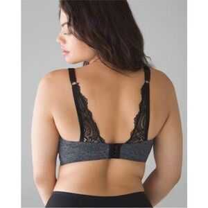 Soma Enbliss Wireless Luxe J-Hook Bra 34DD Lace Blurred Heather Quartz Gray